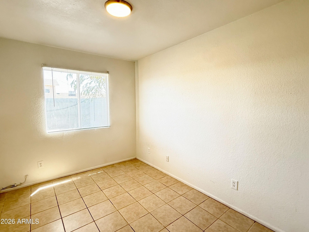 2061 S Apache Drive - Photo 6