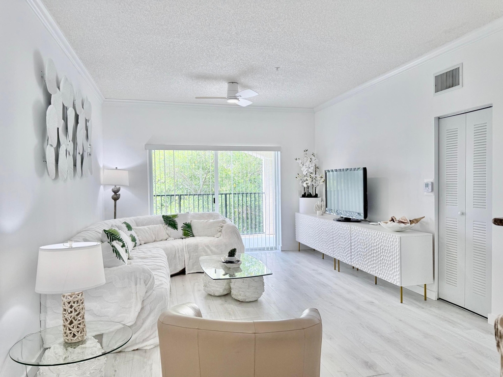 4404 Tuscany Way - Photo 1