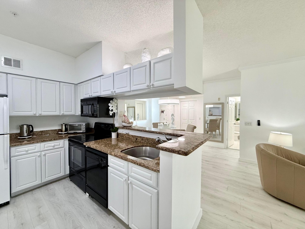 4404 Tuscany Way - Photo 8