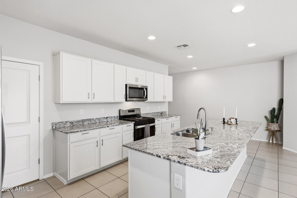 15540 W Smoketree Drive - Photo 4