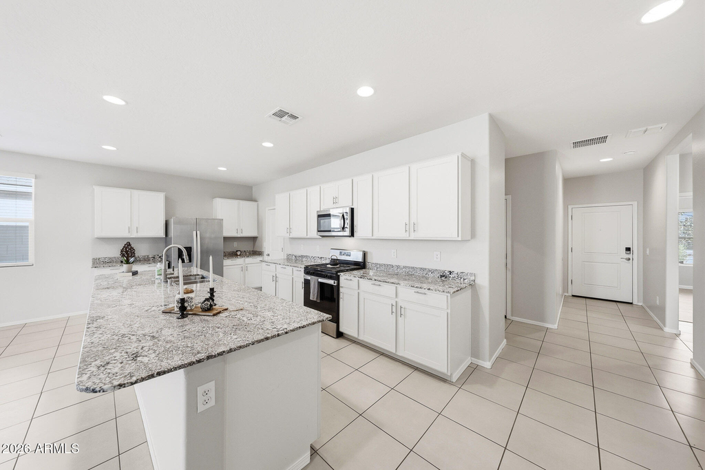 15540 W Smoketree Drive - Photo 3