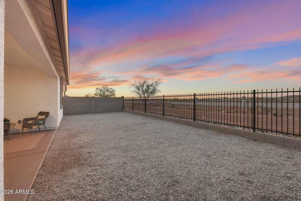 15540 W Smoketree Drive - Photo 27