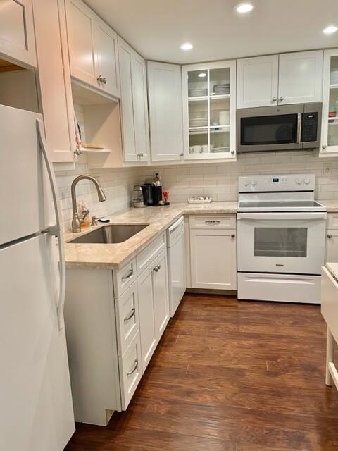 2840 Cynthia Lane - Photo 11