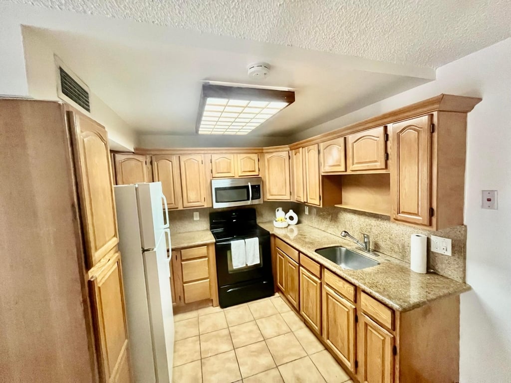 15385 S Dixie Highway - Photo 1