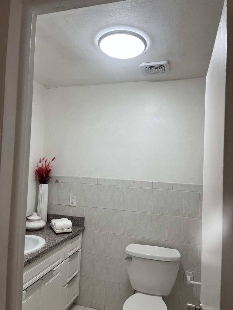 15385 S Dixie Highway - Photo 7