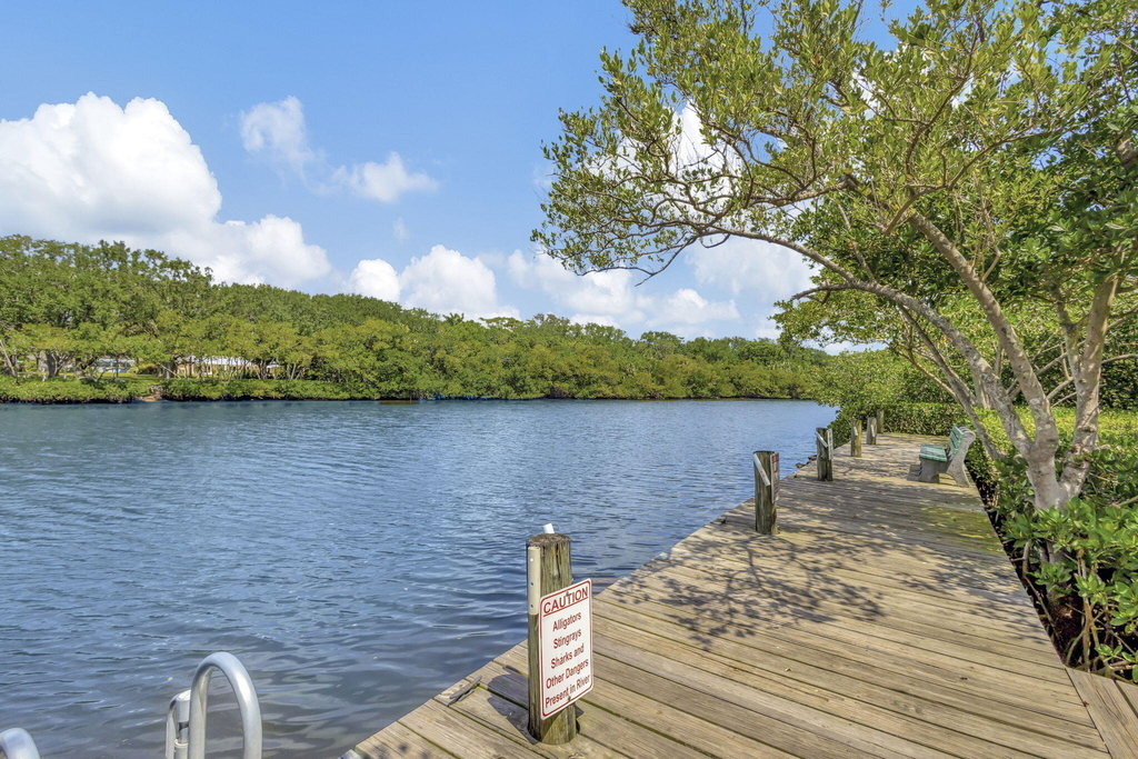6391 Riverwalk Lane - Photo 7