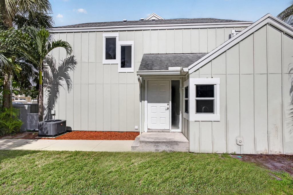 6391 Riverwalk Lane - Photo 16