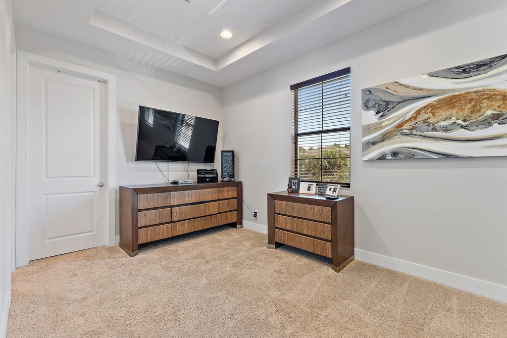 1077 Faulkner Terrace - Photo 25