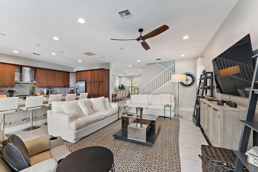 1077 Faulkner Terrace - Photo 14