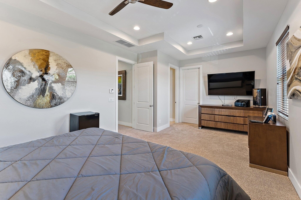 1077 Faulkner Terrace - Photo 24
