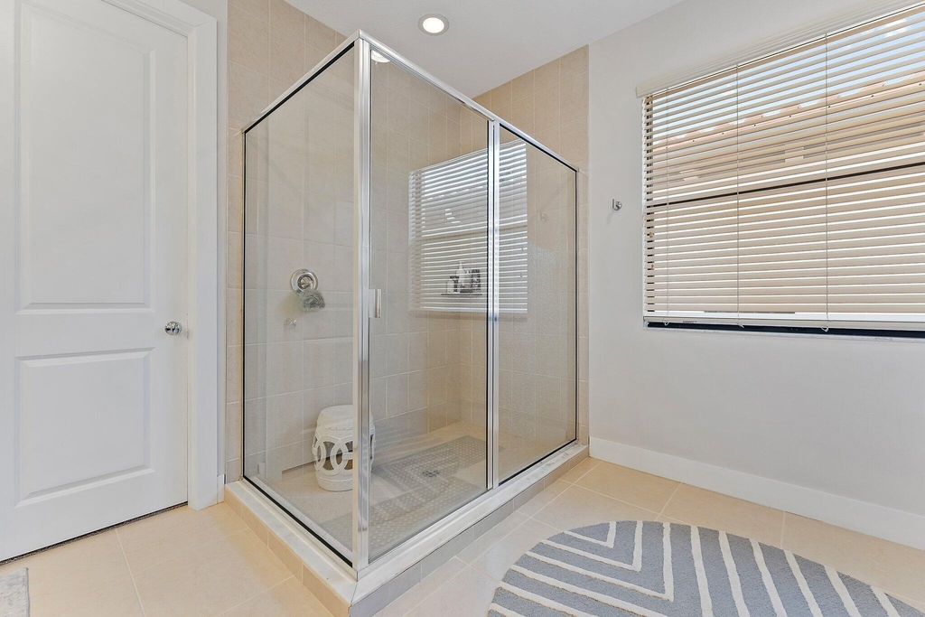 1077 Faulkner Terrace - Photo 27