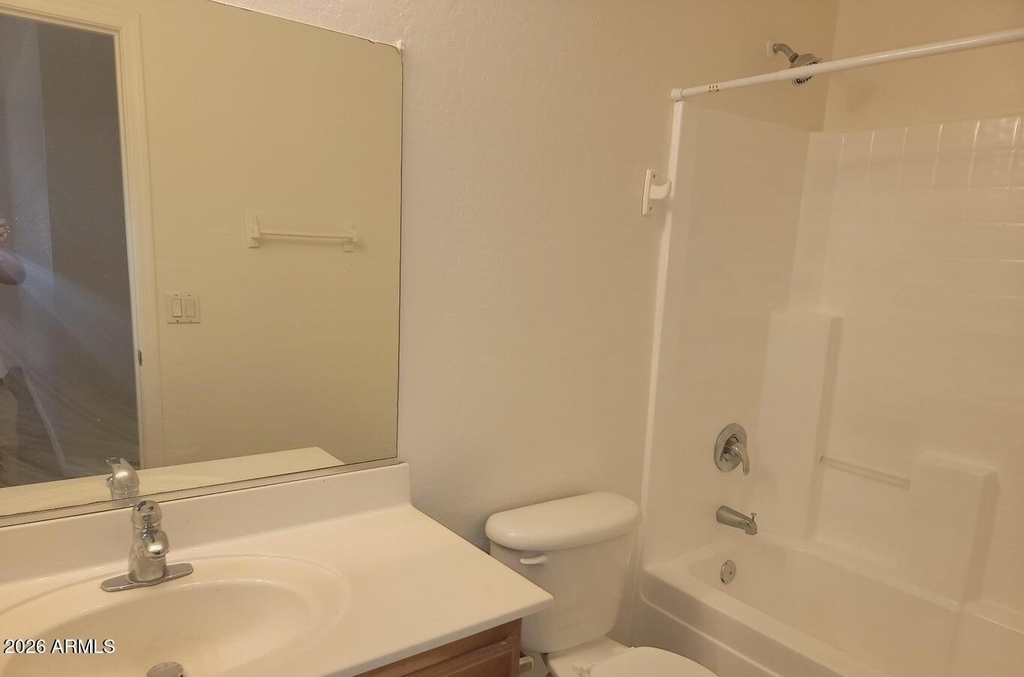 3133 W Huntington Drive - Photo 7