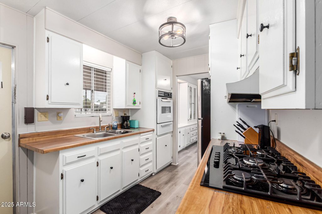 2650 W Union Hills Drive - Photo 7