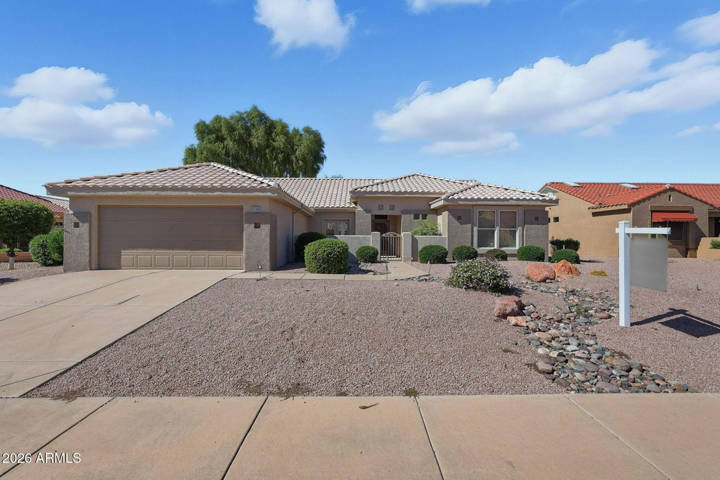 22408 N Las Vegas Drive - Photo 2