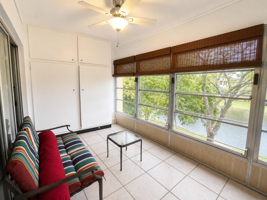 6300 Nw 62nd Street - Photo 9