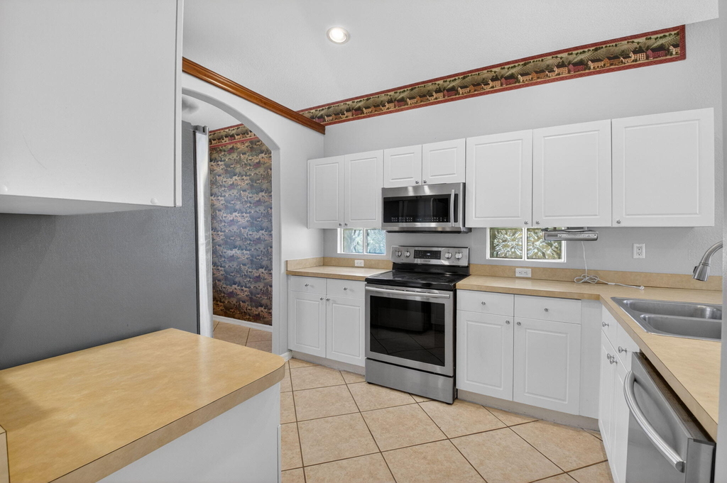 8451 Siciliano Street - Photo 10