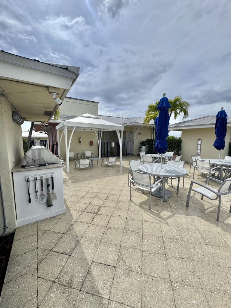 225 Ne 1st Street - Photo 22