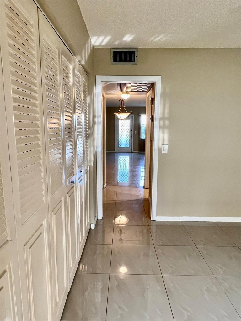 517 Mansfield M - Photo 18