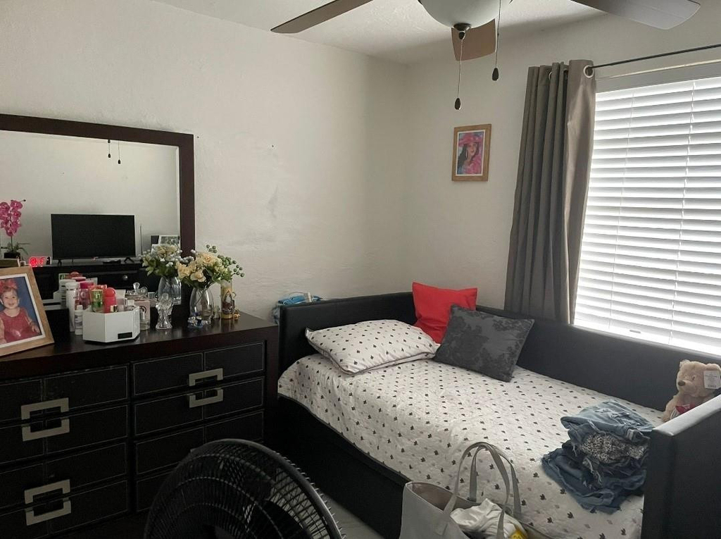 4655 Palm Avenue - Photo 11