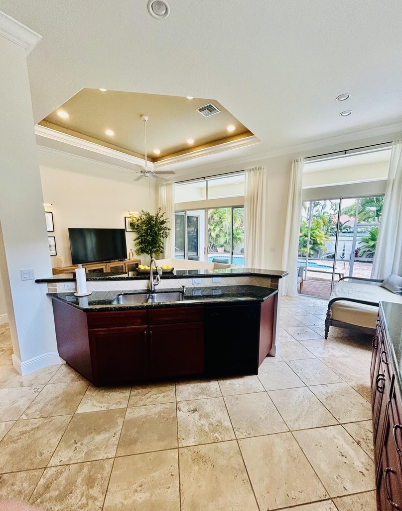 8452 Legend Club Drive - Photo 3
