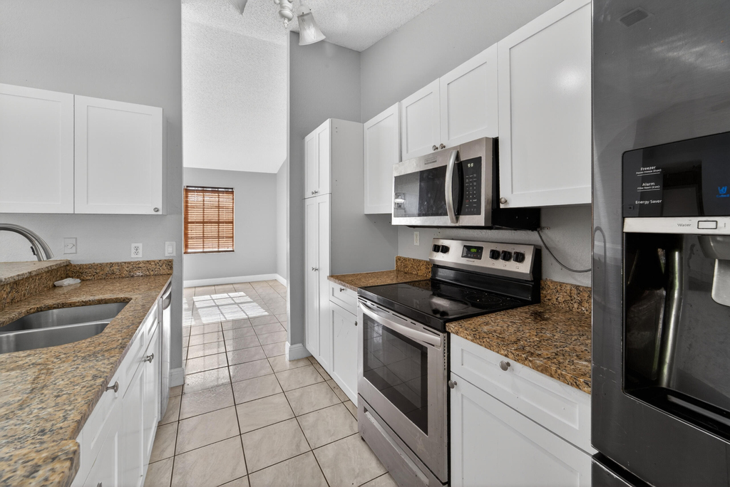 6956 Nw Jorgensen Road - Photo 8