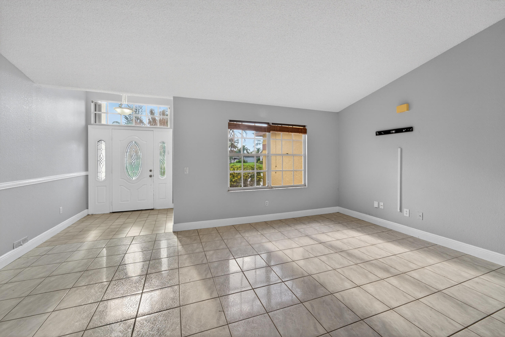 6956 Nw Jorgensen Road - Photo 4