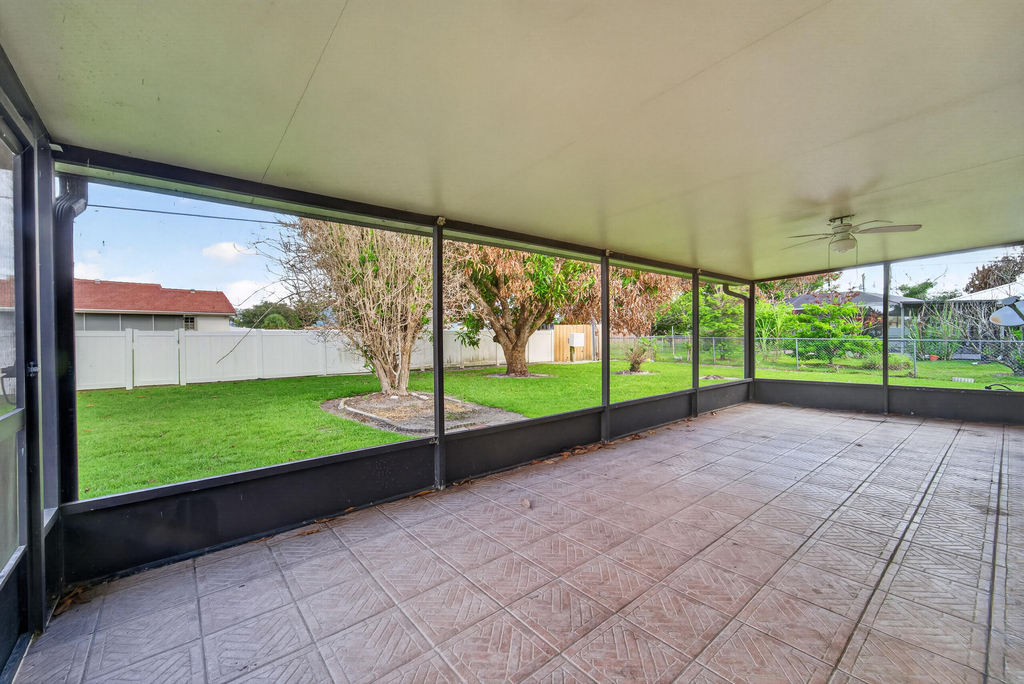 6956 Nw Jorgensen Road - Photo 17