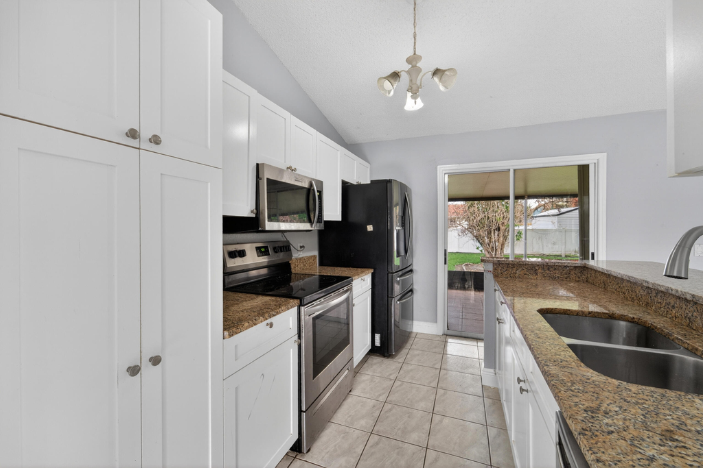 6956 Nw Jorgensen Road - Photo 7