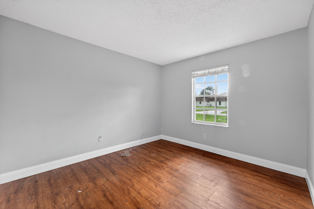 6956 Nw Jorgensen Road - Photo 15