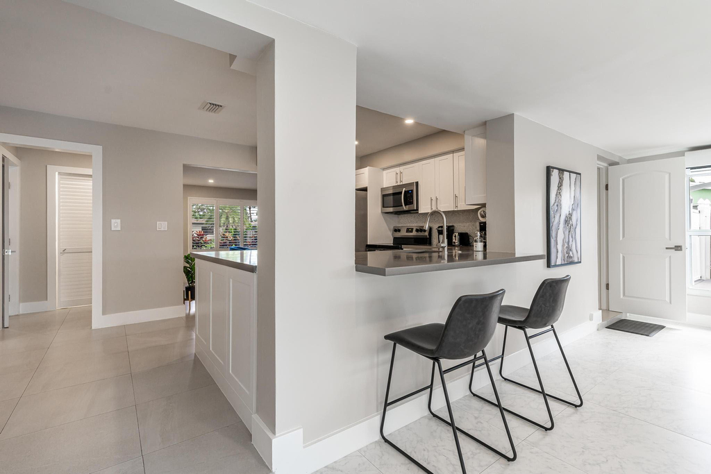 300 Se 8th Court - Photo 11