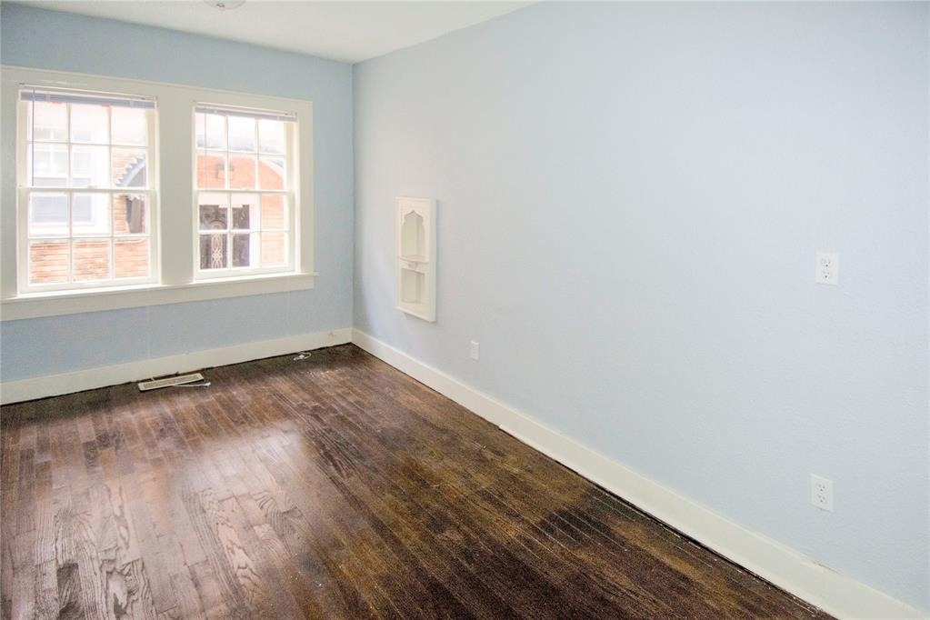 437 Nw 26 Street - Photo 4