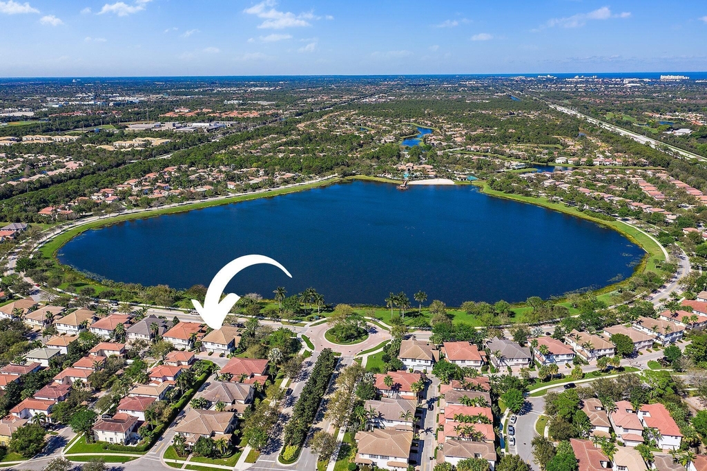 153 Evergrene Parkway - Photo 0