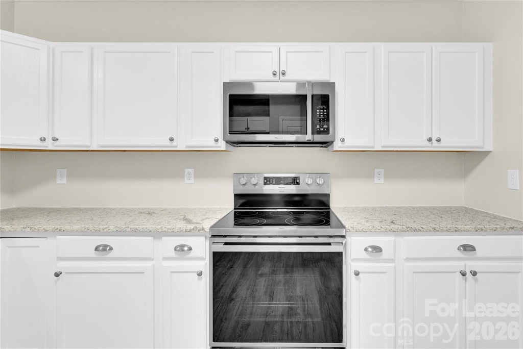 112 Dean Street - Photo 7