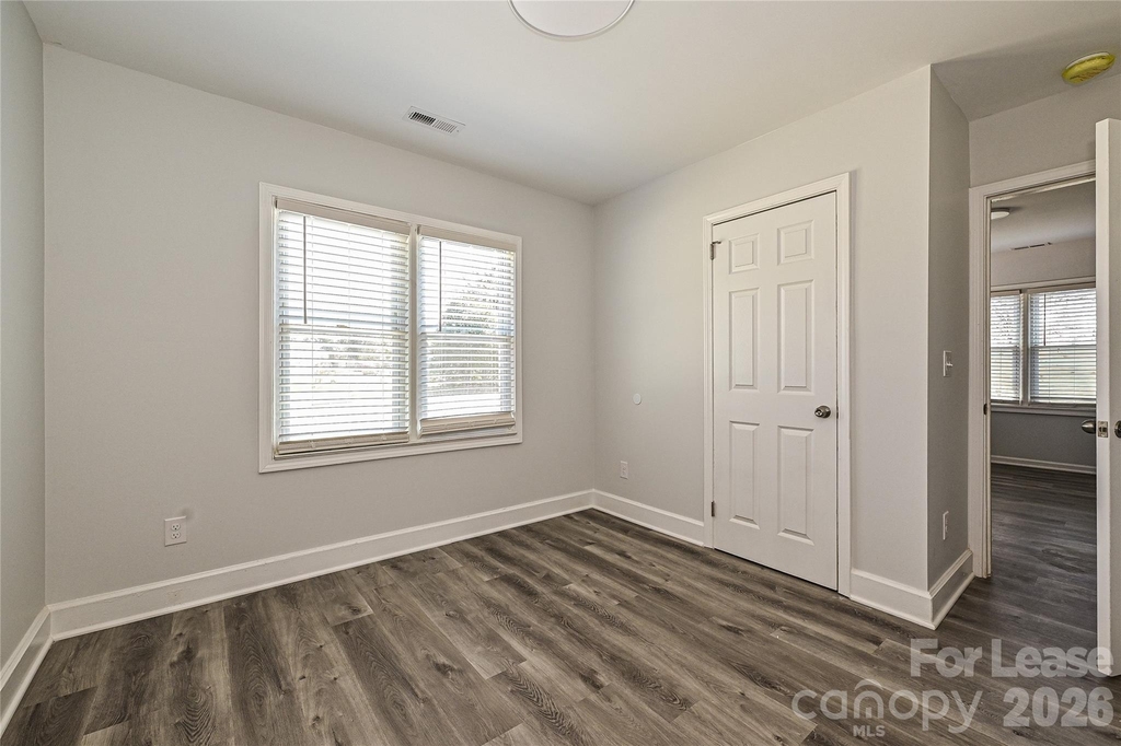 1935 Irma Street - Photo 11