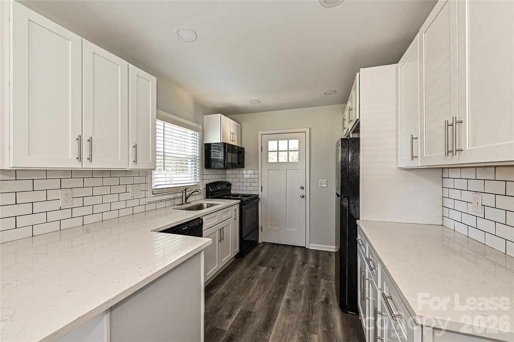 1935 Irma Street - Photo 6