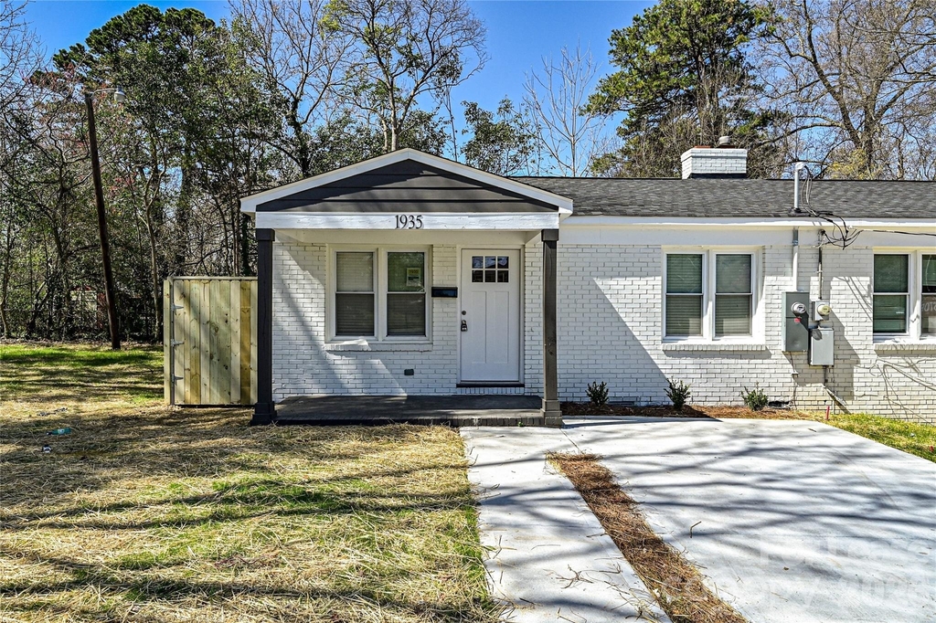1935 Irma Street - Photo 0