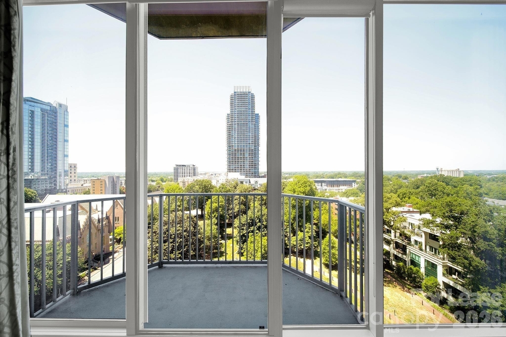 210 N Church Street - Photo 29