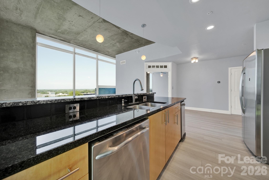 210 N Church Street - Photo 11
