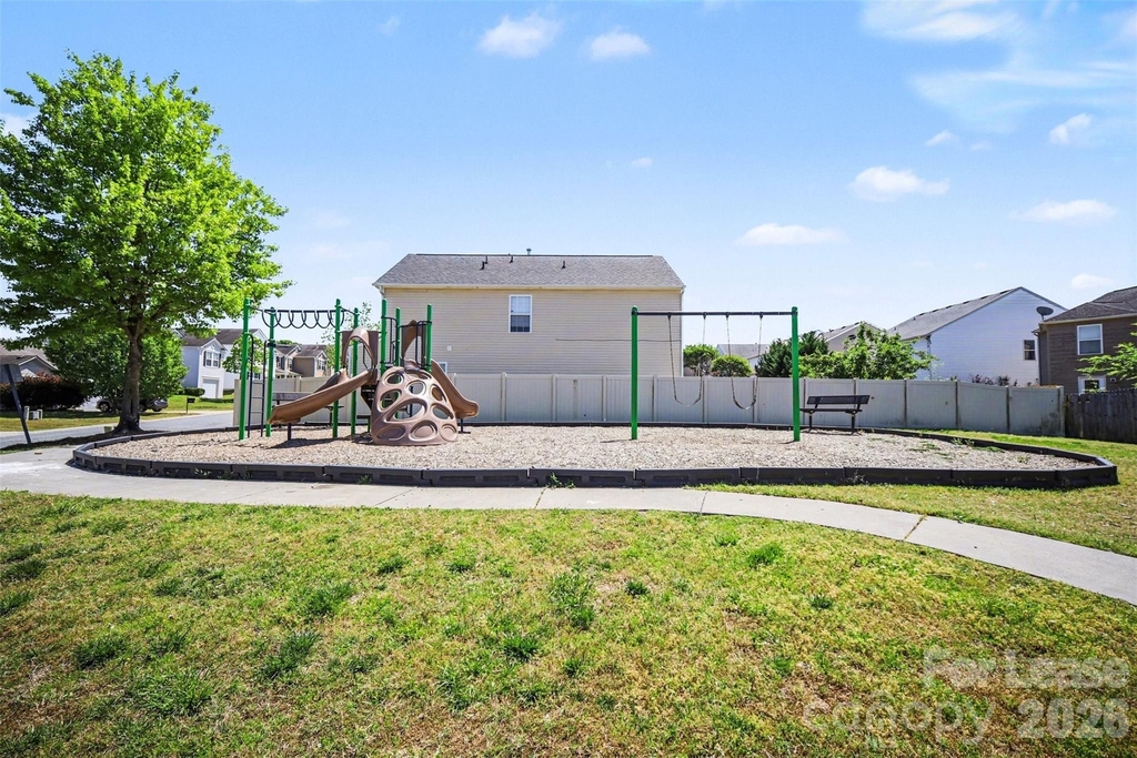 836 Chastain Avenue - Photo 32
