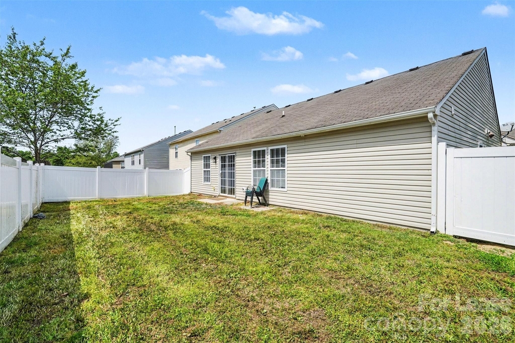 836 Chastain Avenue - Photo 31
