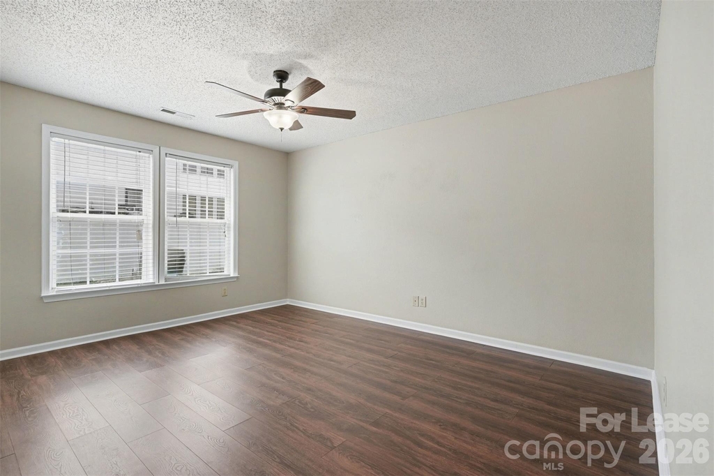 836 Chastain Avenue - Photo 23