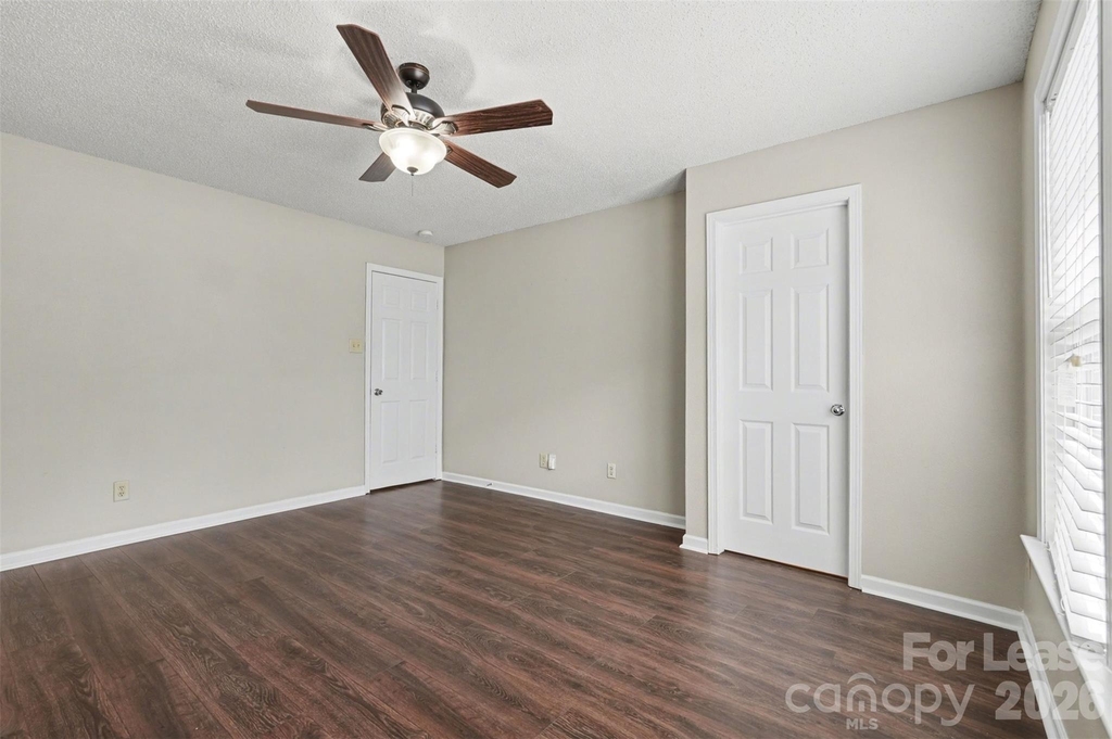 836 Chastain Avenue - Photo 24