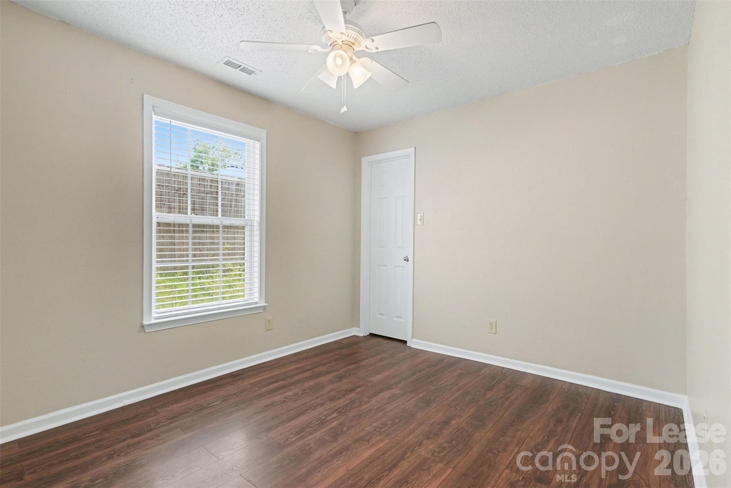 836 Chastain Avenue - Photo 26