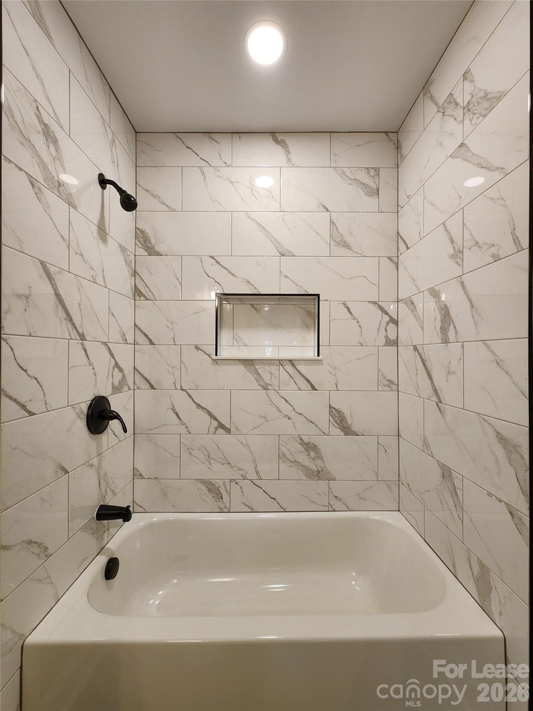 411 W 6th Avenue - Photo 11