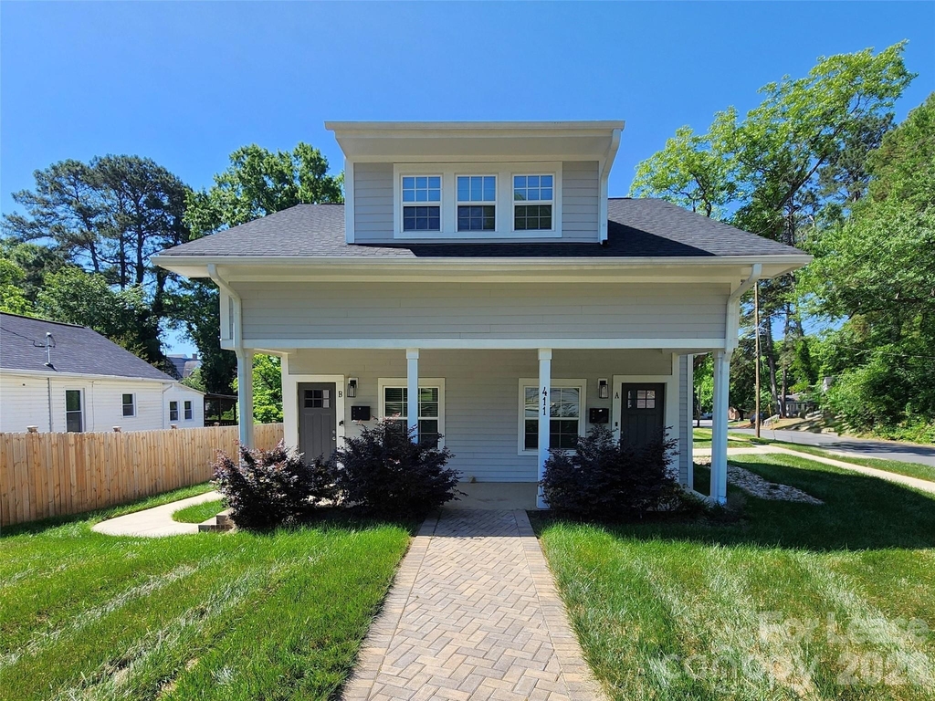 411 W 6th Avenue - Photo 0