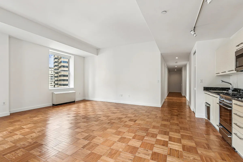 Exchange Place - Photo 1