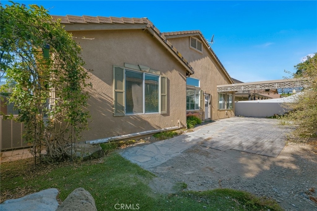 13724 Beaconsfield - Photo 48