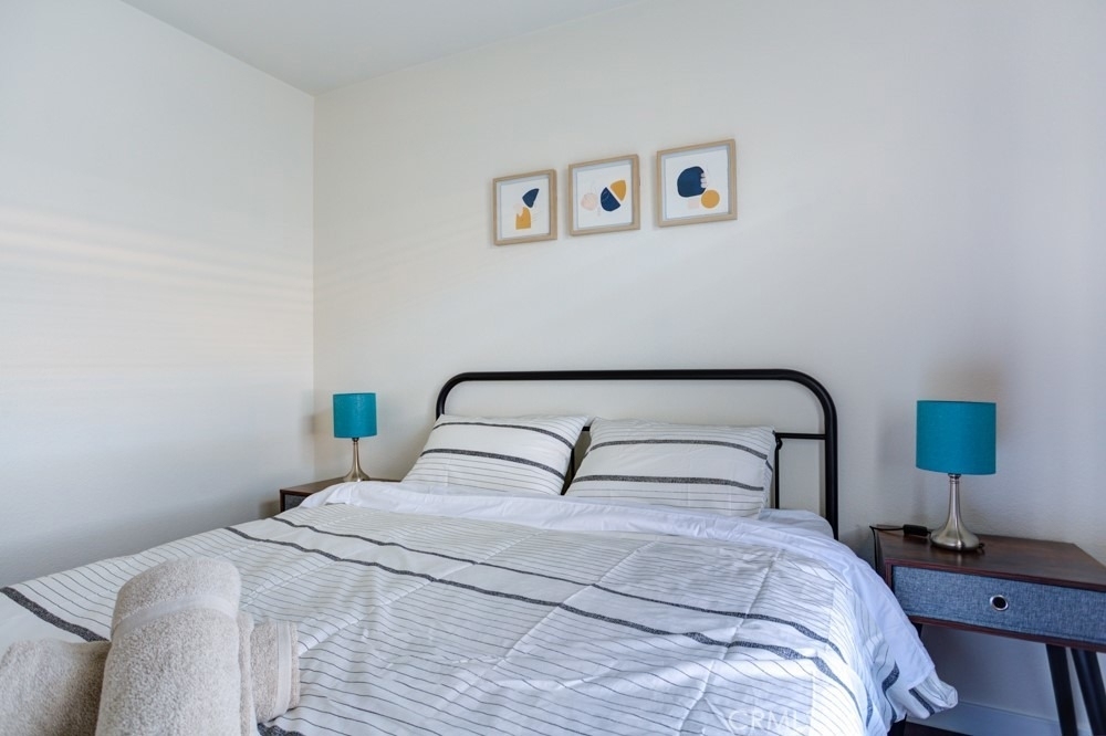 14794 Goldenrain - Photo 40
