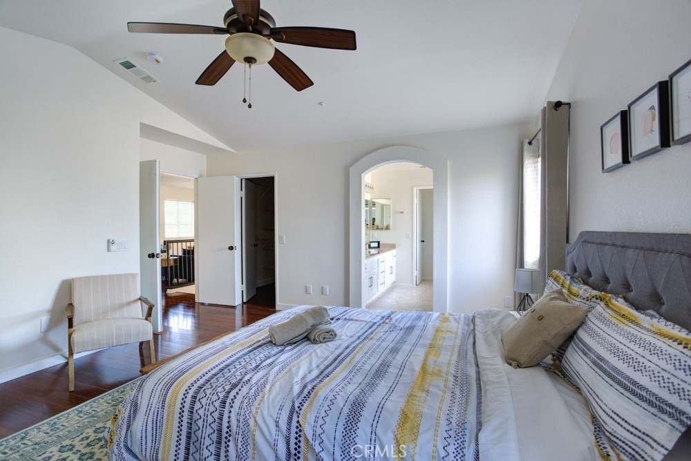 14794 Goldenrain - Photo 36