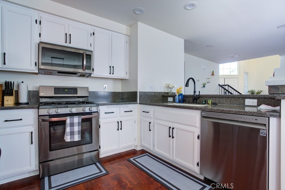 14794 Goldenrain - Photo 30